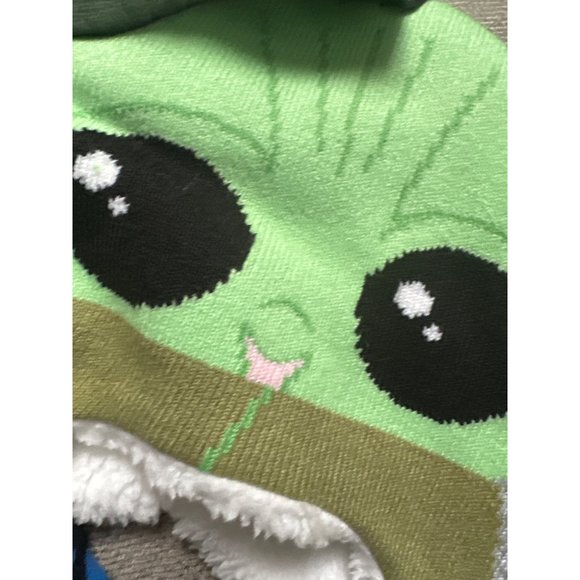 Star Wars The Mandalorian Hat and Mittens NWT - Picture 6 of 7